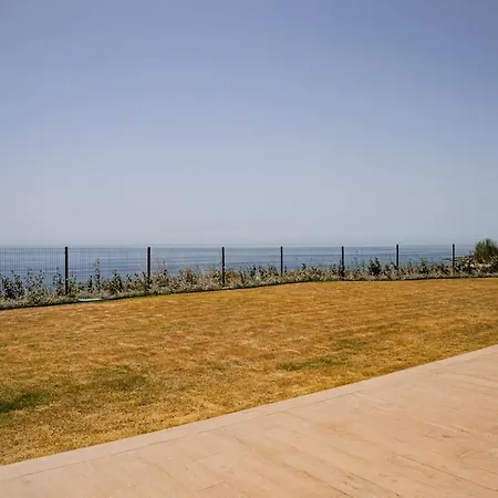 Apartment Awesome Views