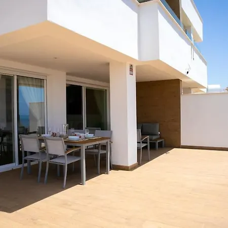 Awesome Views Apartment *